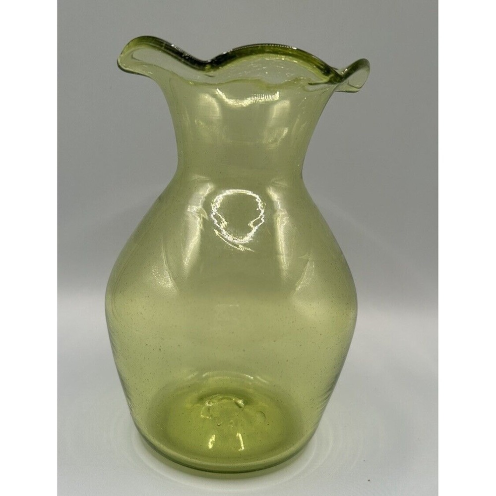 Hand Blown Green Glass Vase Ruffle Rim MCM Art Glass 5.5 in
